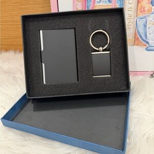 Black and Silver Card Holder and Keychain Set